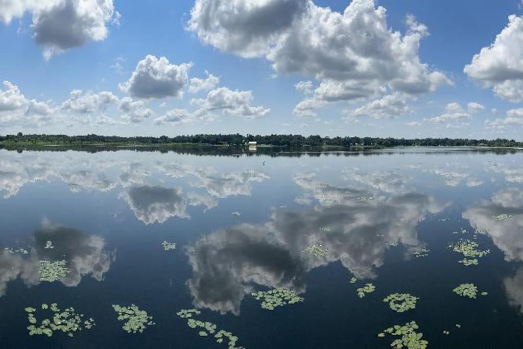 Lake Valrico'S Camelot Court With Heated Pool & Access To Private Lake ภายนอก รูปภาพ